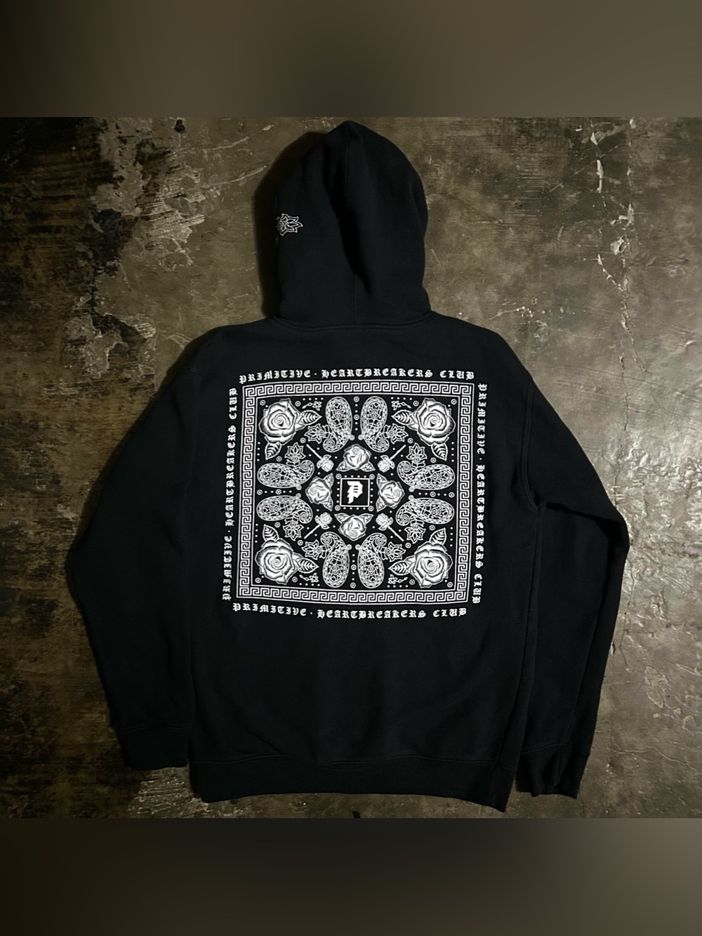 MEDIUM Primitive Heartbreakers Club hoodie